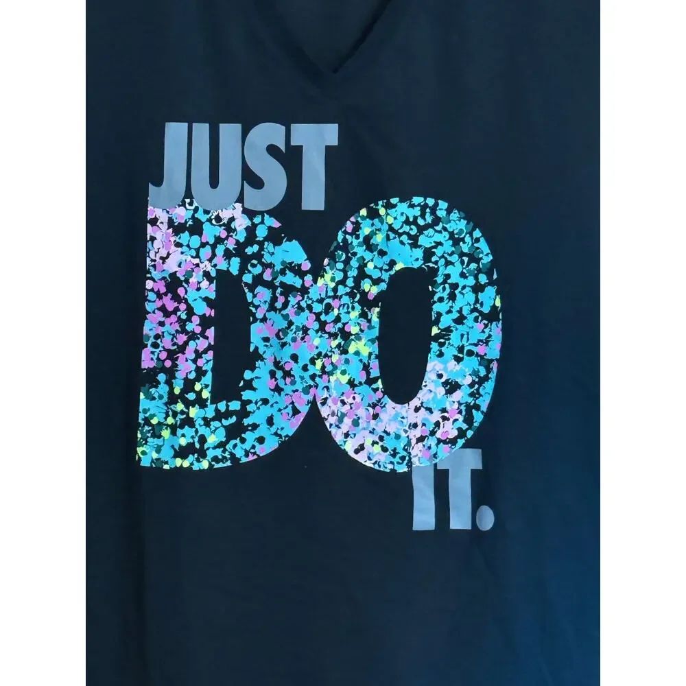 Black Nike Graphic T-Shirt V-Neck Floral Confetti Logo Size M